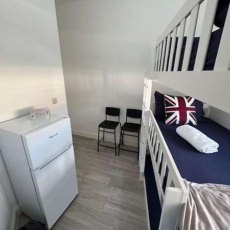 Willesden Green Budget Guesthouse London Exteriör bild