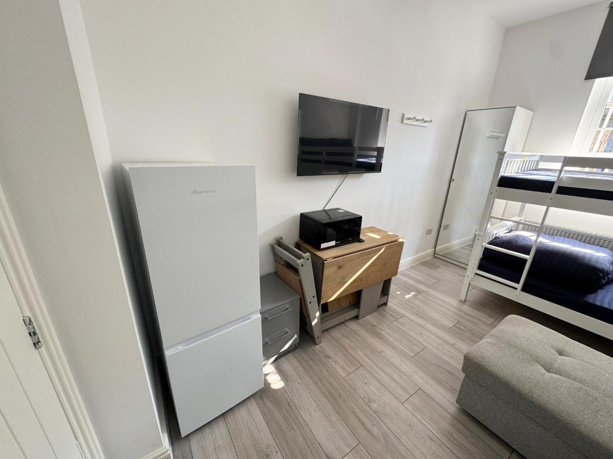 Willesden Green Budget Guesthouse London Exteriör bild
