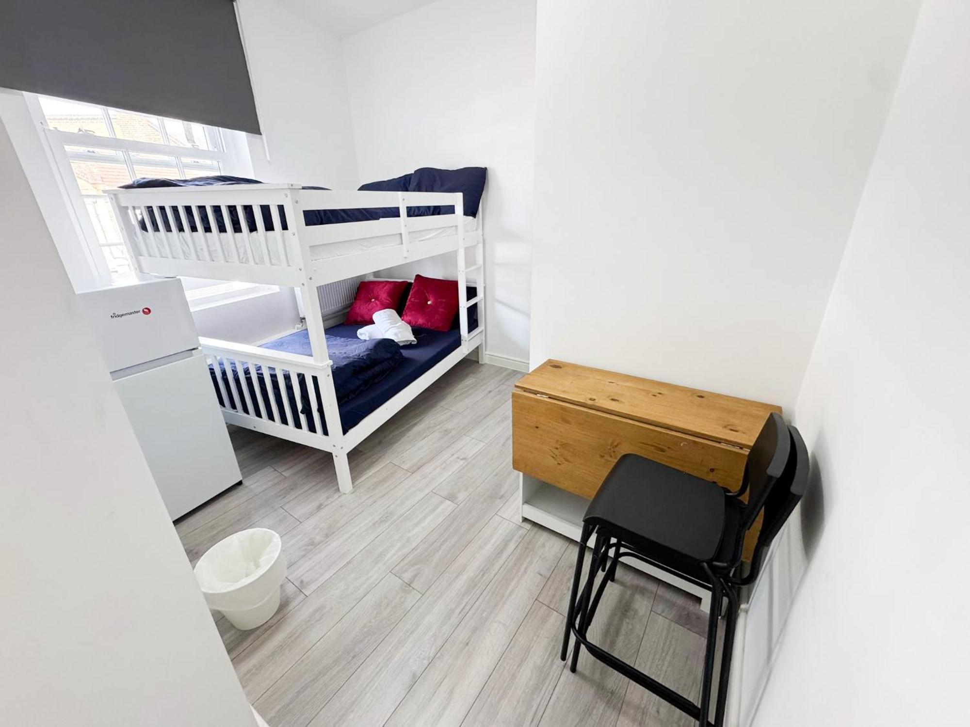 Willesden Green Budget Guesthouse London Exteriör bild