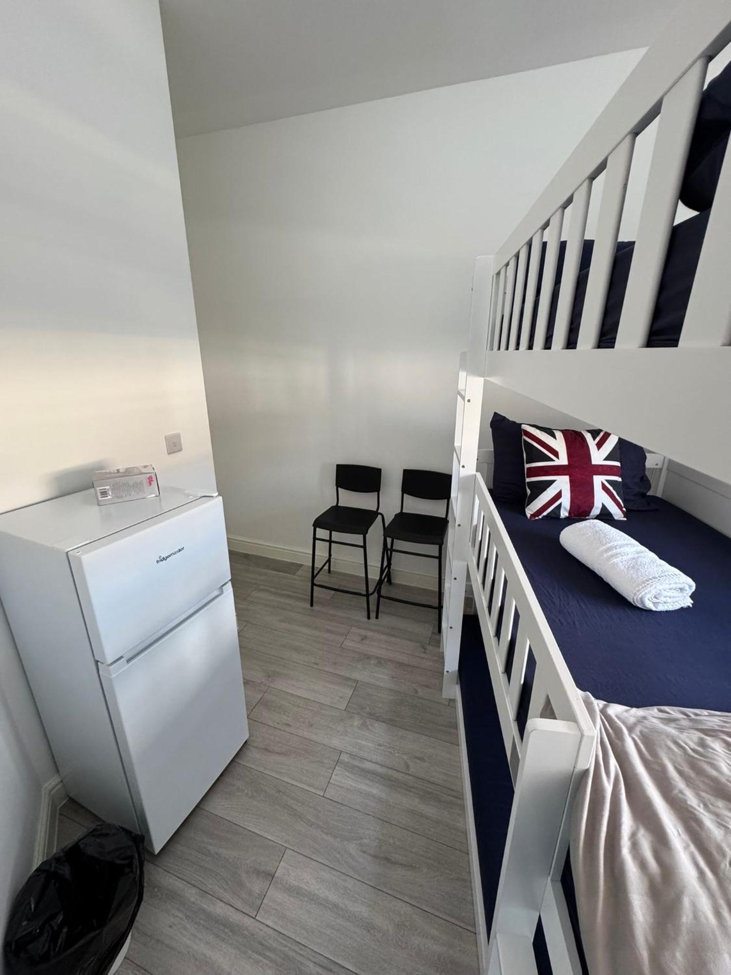 Willesden Green Budget Guesthouse London Exteriör bild